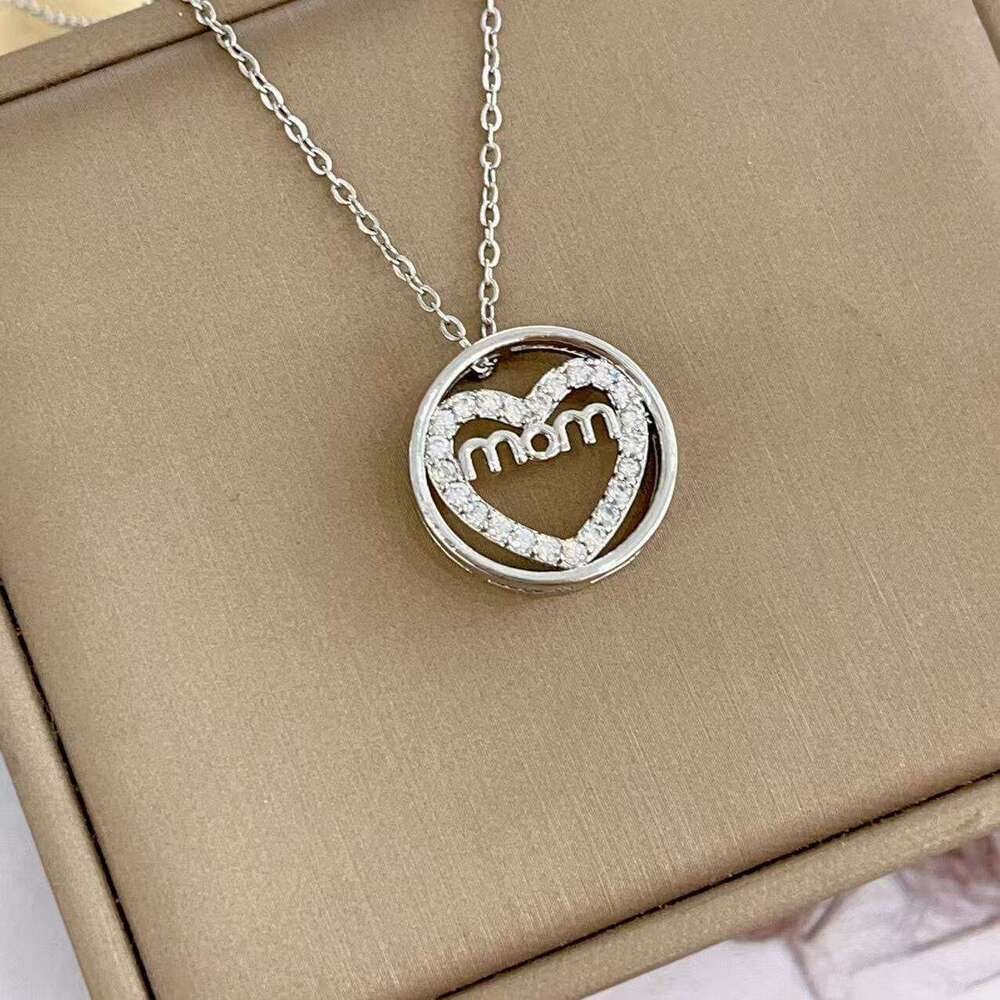 New MOM Round Necklace Mother's Day Jewelry Shiny Zircon Heart-Shaped Mom Pendant F0b