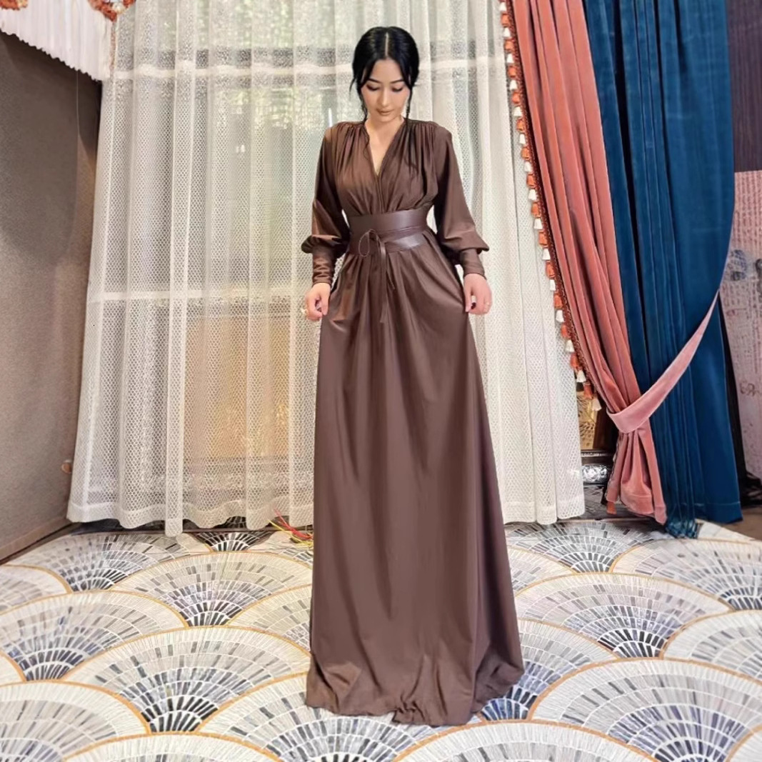 2025 European and American Style Women's New French Retro Design V-Neck Waist-Cinching Long Sleeve Dress