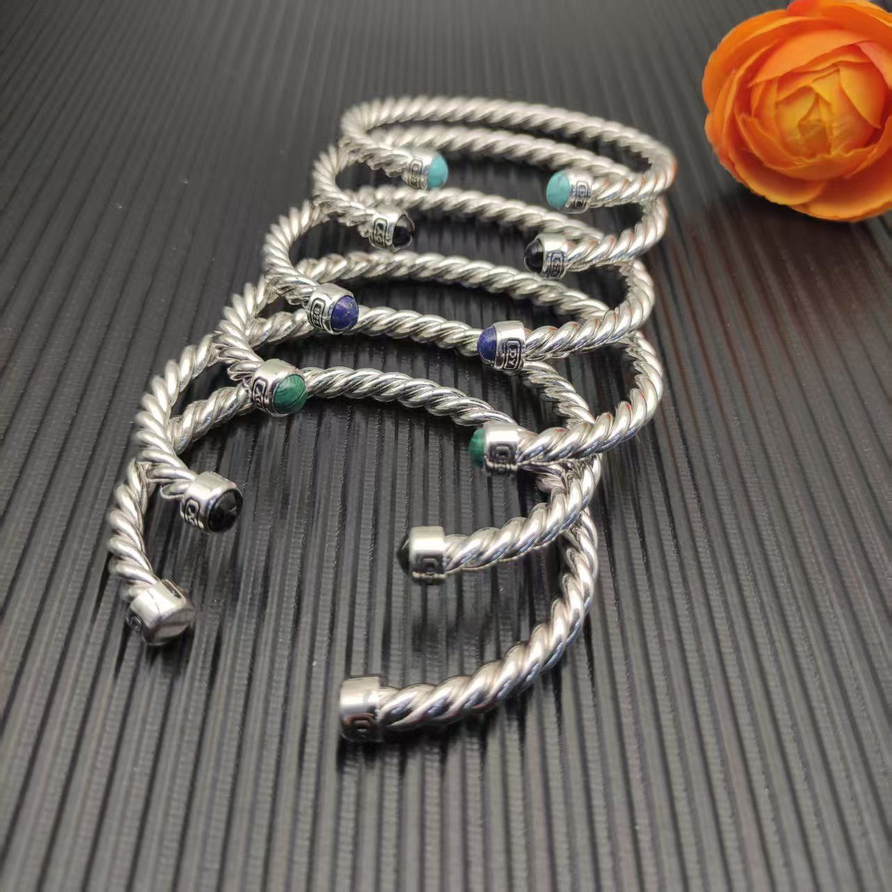 Bracelet dy Twisted Cuff Bangle Designer Bracelets for Mens women Charm Golden Black Diamond 6MM 925 Silver Wire Source factory Cable Jewelry Exquisite with box