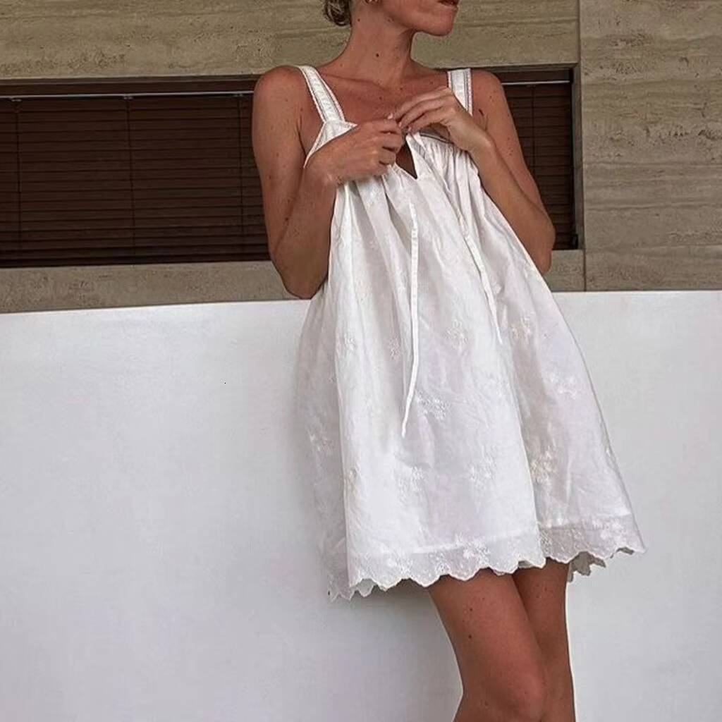 Combhasaki Women Summer Chic Fairy Y2K Front Bow Tie Hollow Out Flower Lace Irregular Hem Sleeveless Loose Short Mini Tank Dress dongdumaoyi