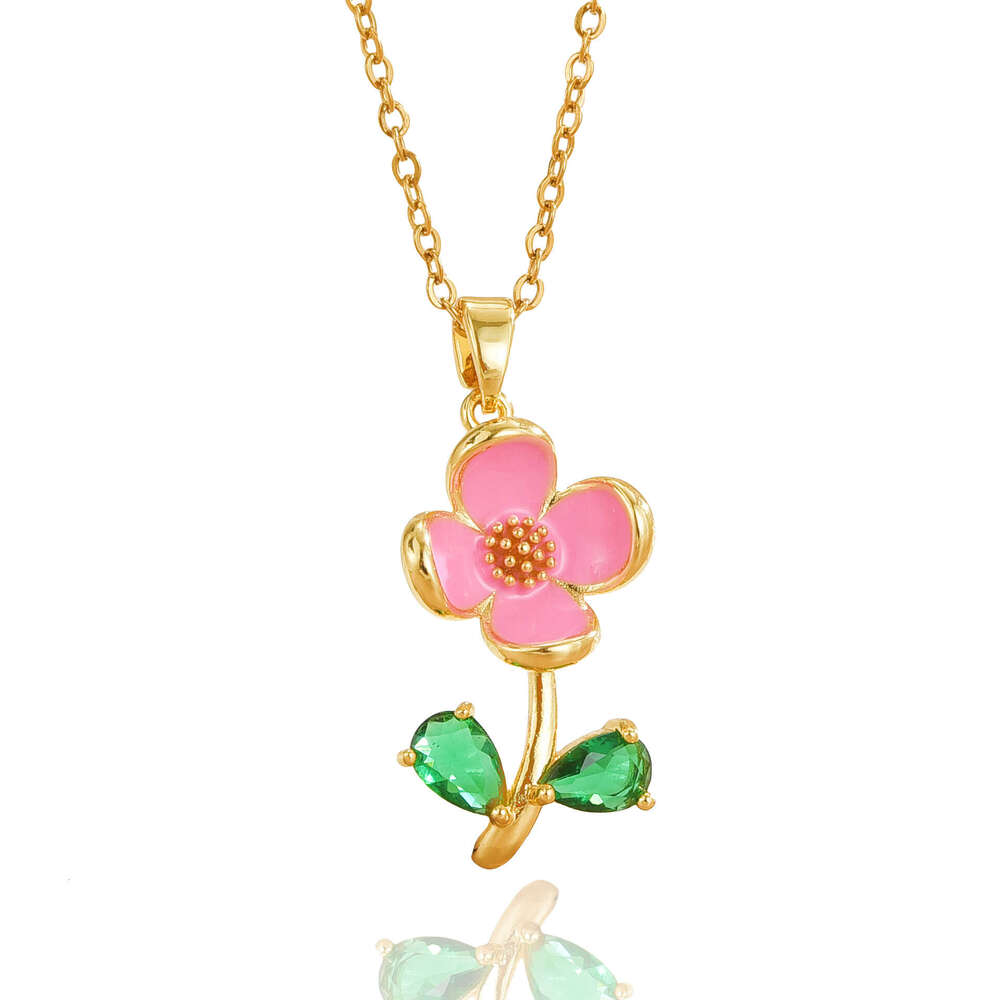 Korean Style Gold-Plated Fresh Necklace For Women Pink Flower Green Leaf Pendant Light Titanium Steel Clavicle Chain Fa8