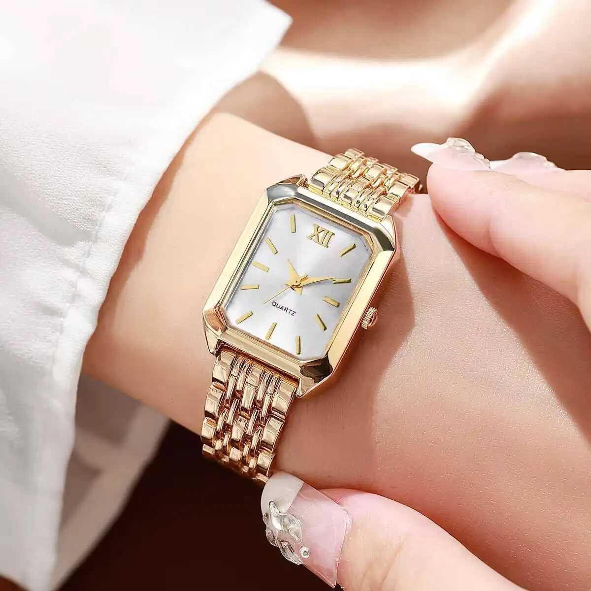 Fashion Rectangle Wen Quartz Luxury Analog Wristwatch Womens Watch Girls Clock GiftWithout Box Y250715