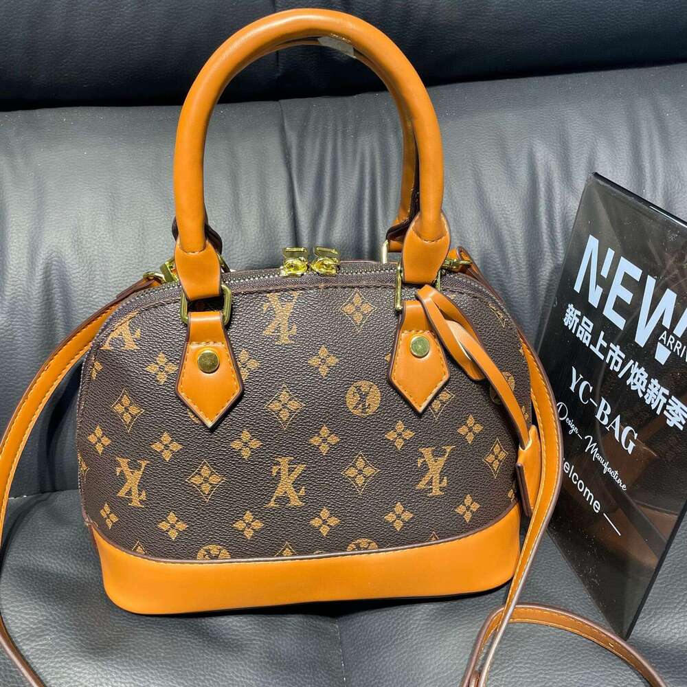 Vintage Shell Handbag 2025 Spring Fashion New Single Shoulder Crossbody Bag