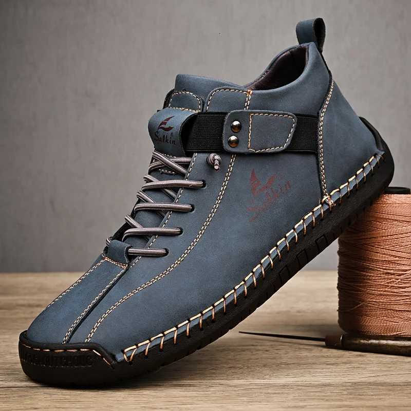 2024 New Handmade Leather Casual Men Shoes Design Sneakers Men Breathable Leather Shoes Men Ankle Boots Outdoor W250716