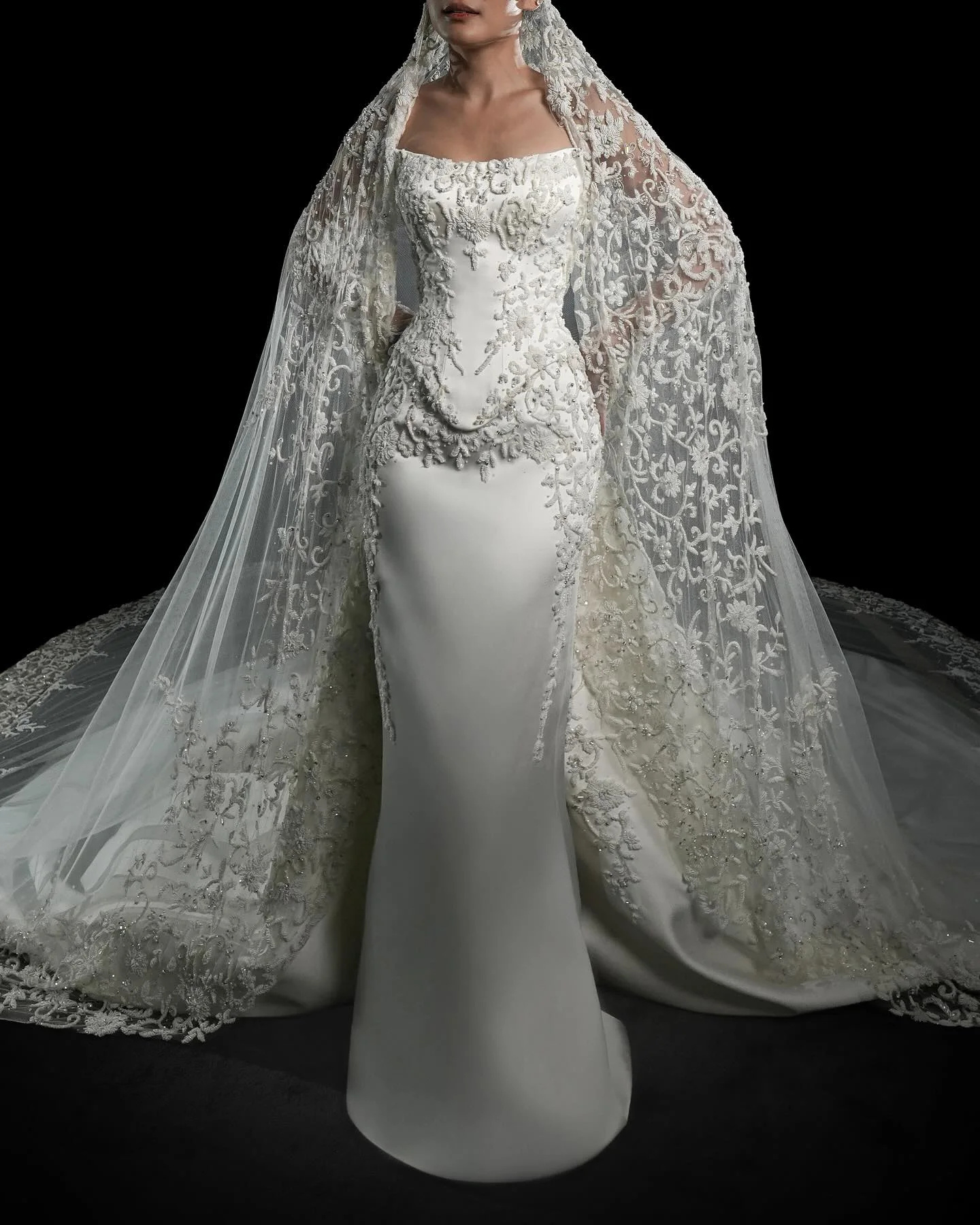 Vintage Lace Sheath Wedding Dress Elegant Strapless Appliques Bridal Dress With Detachable Train Customized vestidos de novia