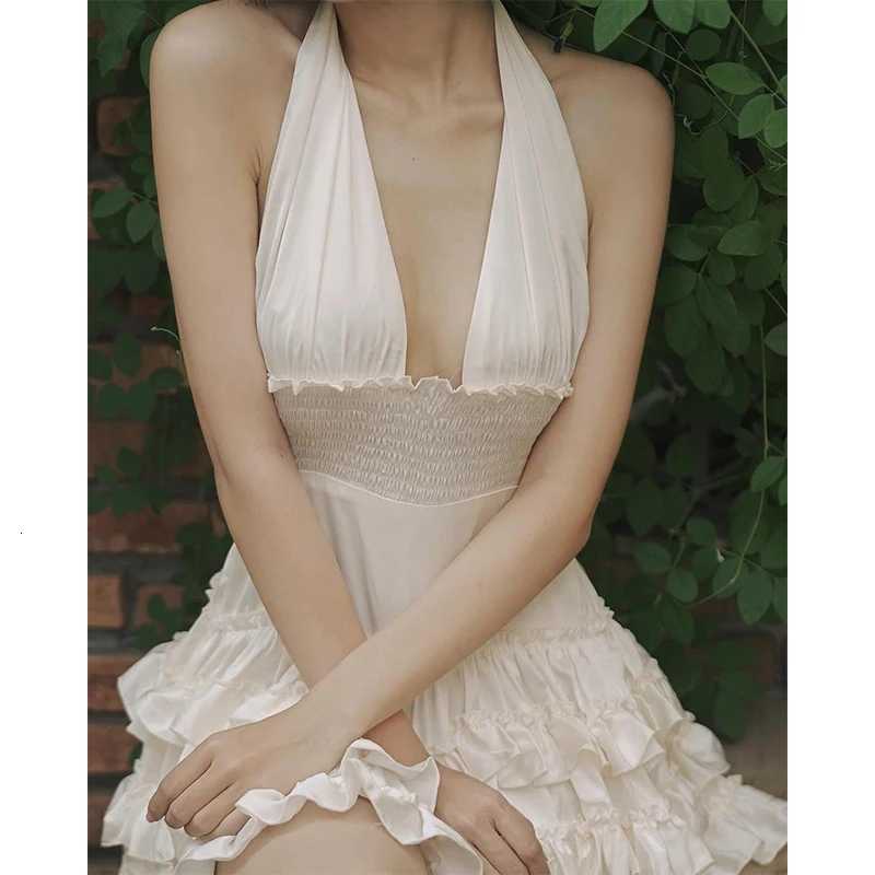 2023 Korean Style Sexy Beach V-neck Dress Summer Y2K Charming Backless Halter Neck Dress Swimming Pool Party Mini Dresses R250716