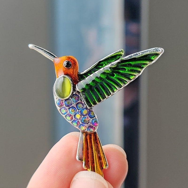 Fashionable Hummingbird Brooch Accessories Highend Womens Party 250625