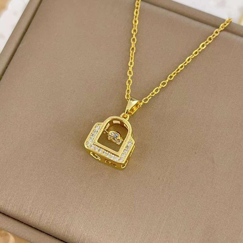 Beating Heart Style Bag Titanium Steel Necklace For Women Fashion Simple Micro-Inlaid Zircon Non-Fading Clavicle Chain Jewelry F74