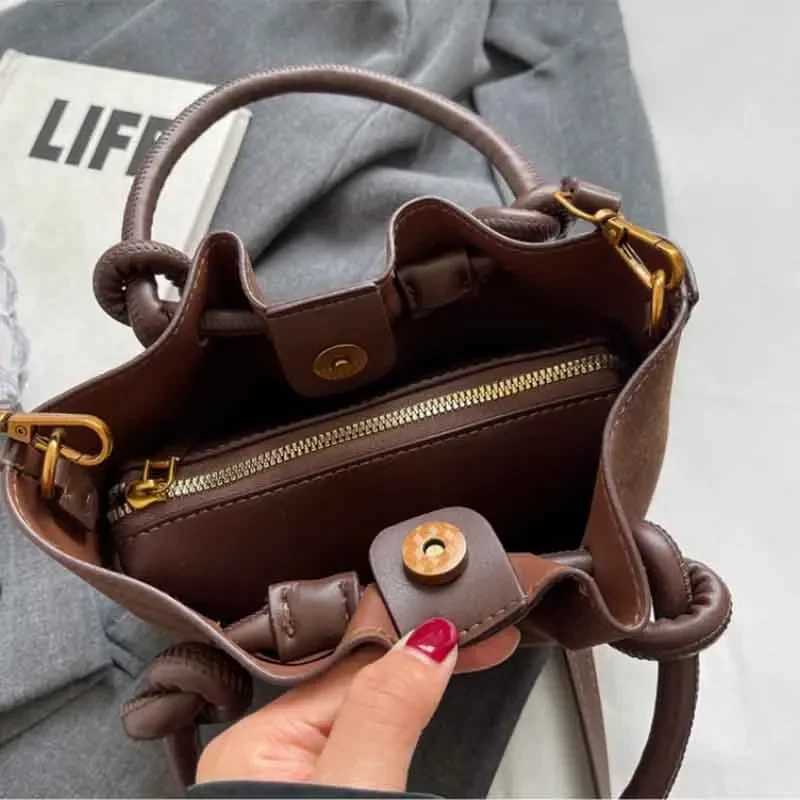 2024 New Simple Womens Shoulder Bags Luxury Designer Bags for Women Solid Classic High Quality Ladies Messenger Bags