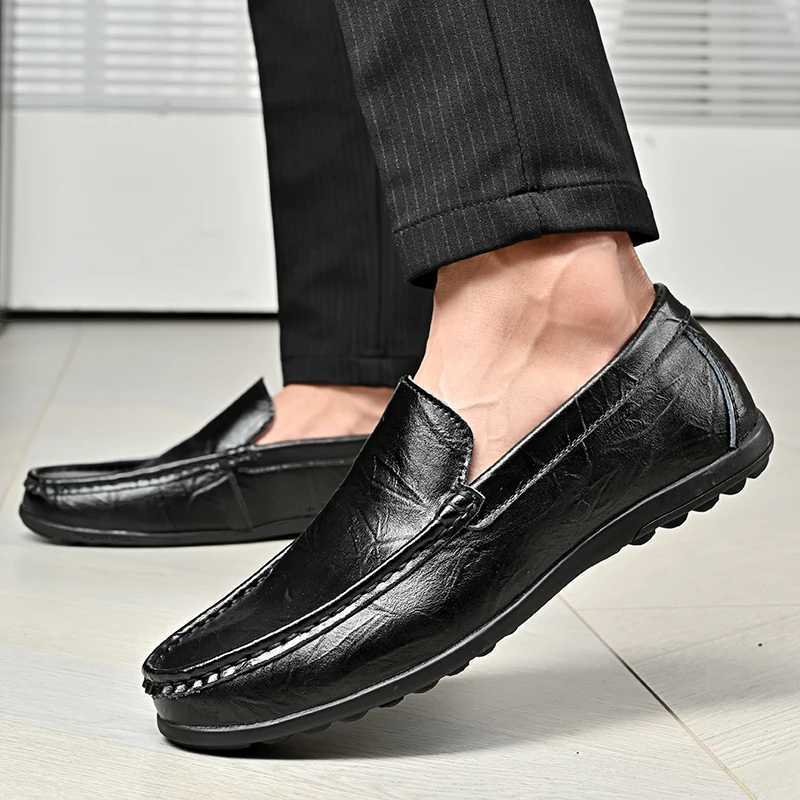 Mens Casual Flat Sneakers Business Casual Work Breathable Shoes Large Size Solid Color Leather Shoes for Men W250716