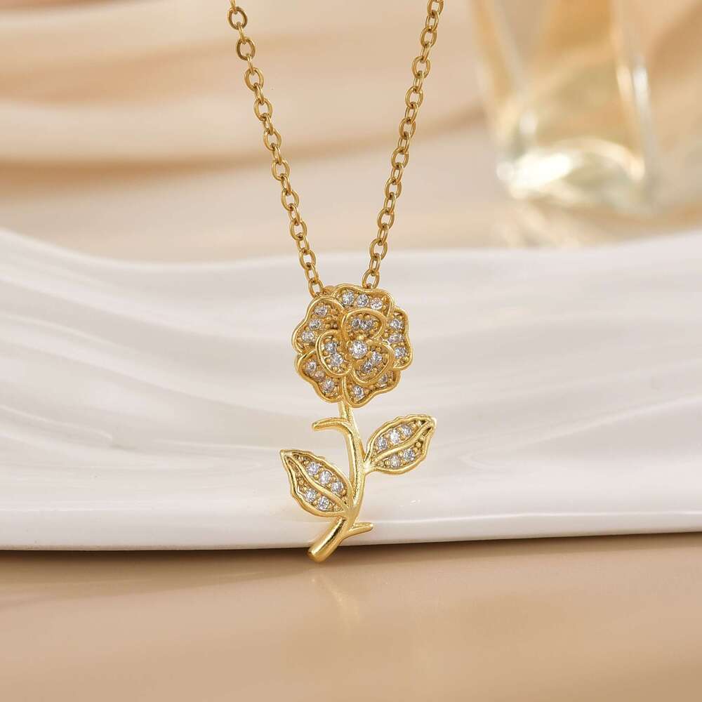 New Fashionable Elegant Flower Necklace For Women With Micro Pave Zircon Rose Pendant Non-Fading Collarbone Chain A41