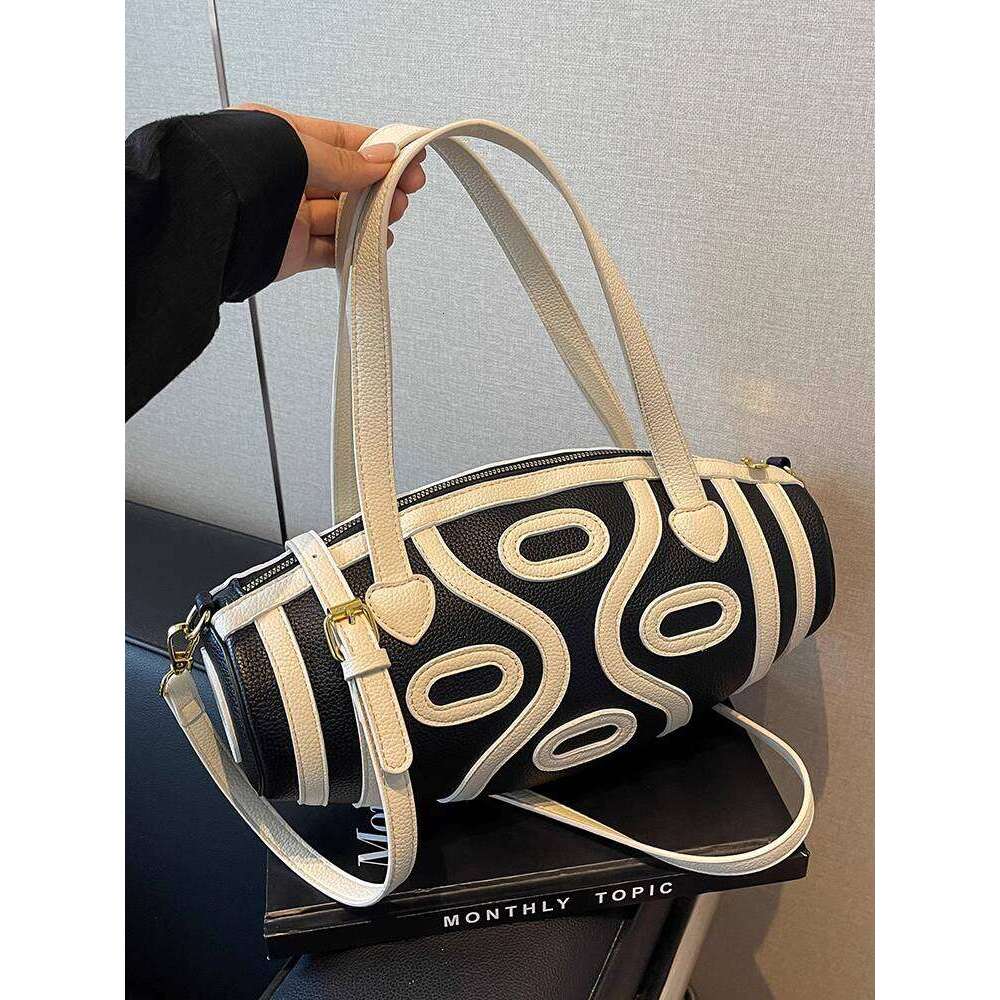 Niche Design Fashion Rugby For Women New Trendy Internet Celebrity Unique Handbag Personality Single Shoulder Underarm Bag