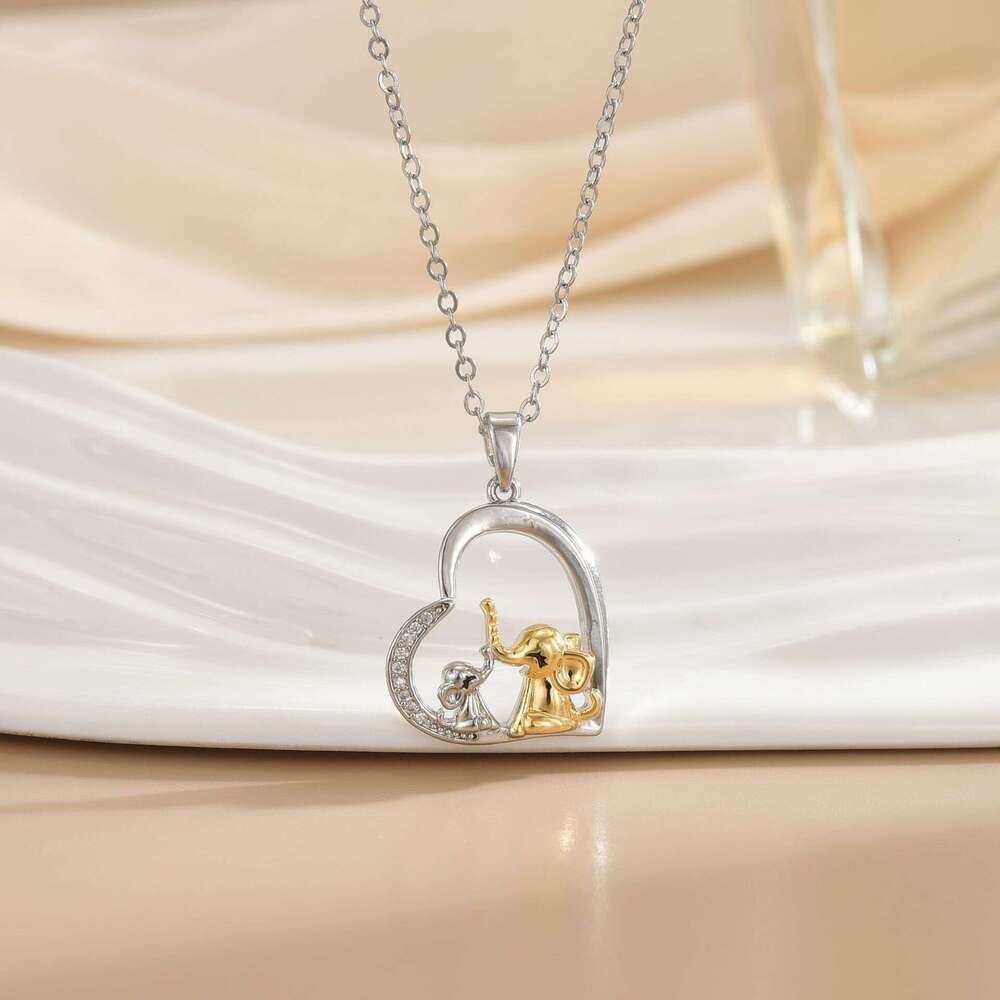 Mother's Day Heart Elephant Pendant Necklace Fashion Versatile High-End Clavicle Chain 23D