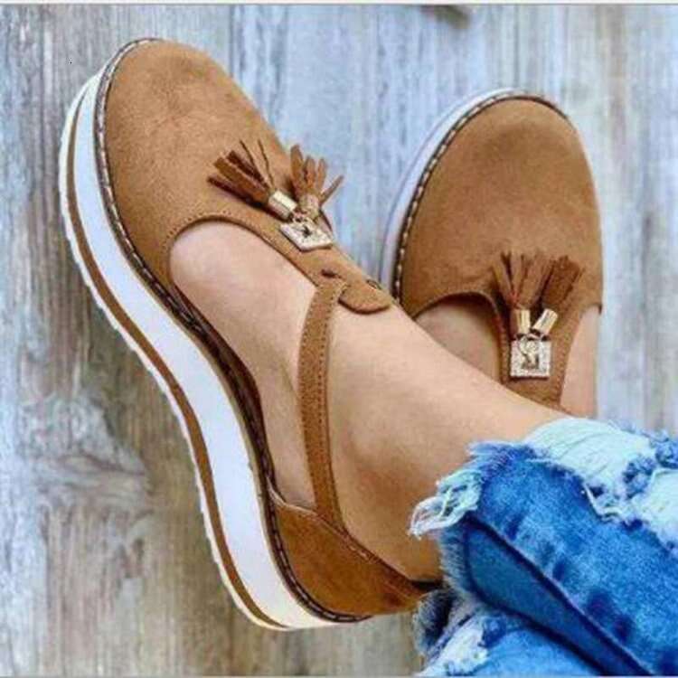 2024 Summer New Women's Shoes Tassel Thick Sole Large Size Cross Jing Sandals