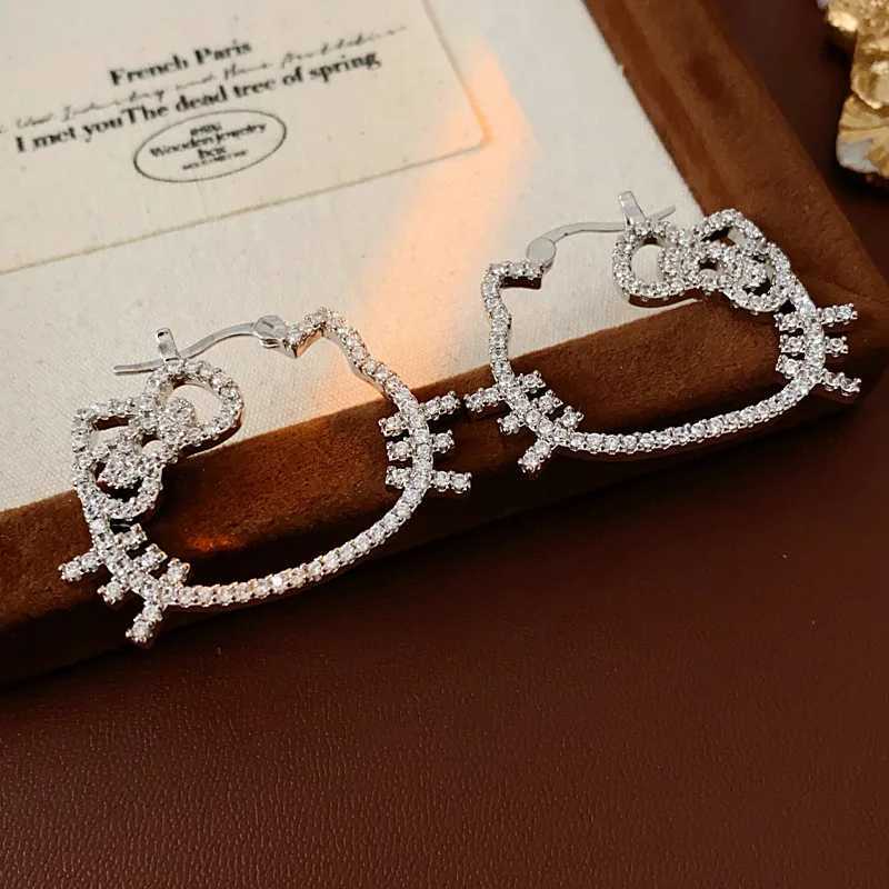 Sanrio Zircon Hollow Cat Ear Buckle Fashion Light Luxury High Sense Simple Stud Earring Korean Design Exquisite Earrings for Women w250716