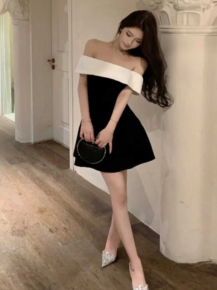Ezgaga Off Shoulder Dresses Women Slash Neck Contrast French Style Chic Elegant Mini Dress Party Ladies Vintage Sexy Backless R250716