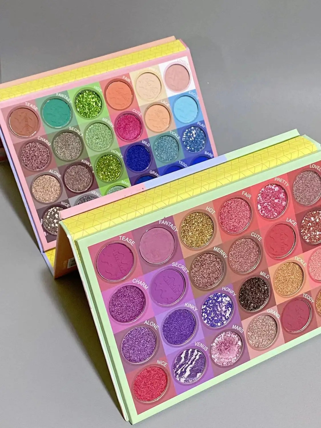 78 Color Three Layer Foldable Shimmer Glitter Eyeshadow Palette Makeup Gift Kit 250712