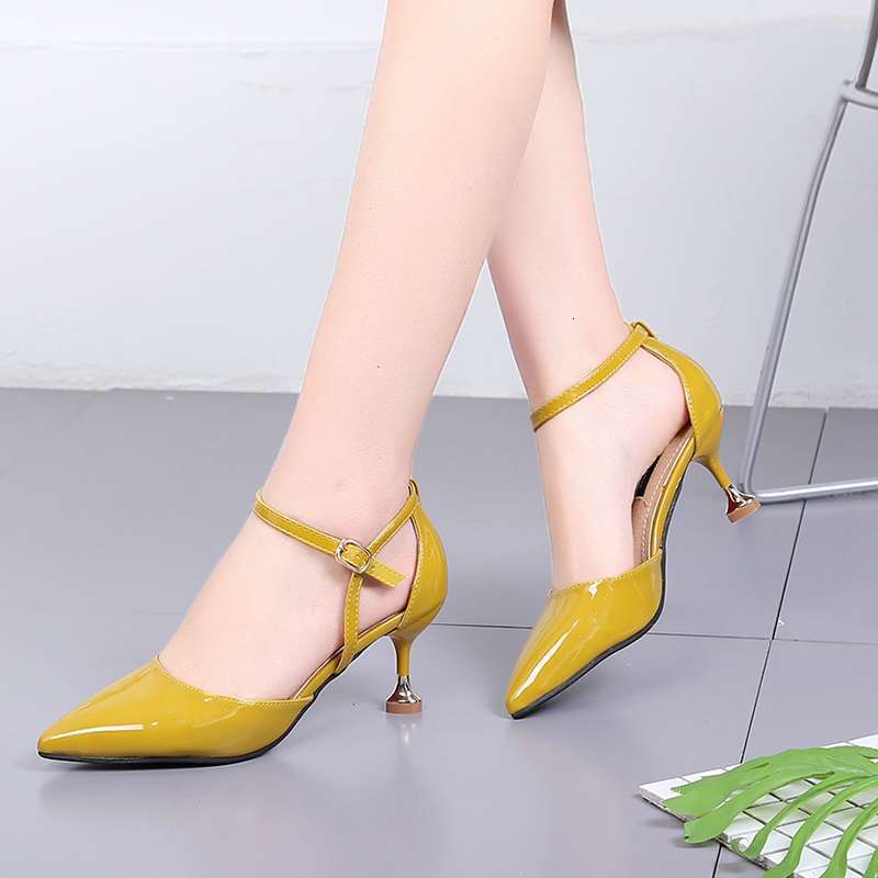Designer sandals Cat Heel Sandals for Women 2025 New Summer Korean Style Versatile Closed Stiletto Pointed Toe Single One-Strap High Heels Women'
