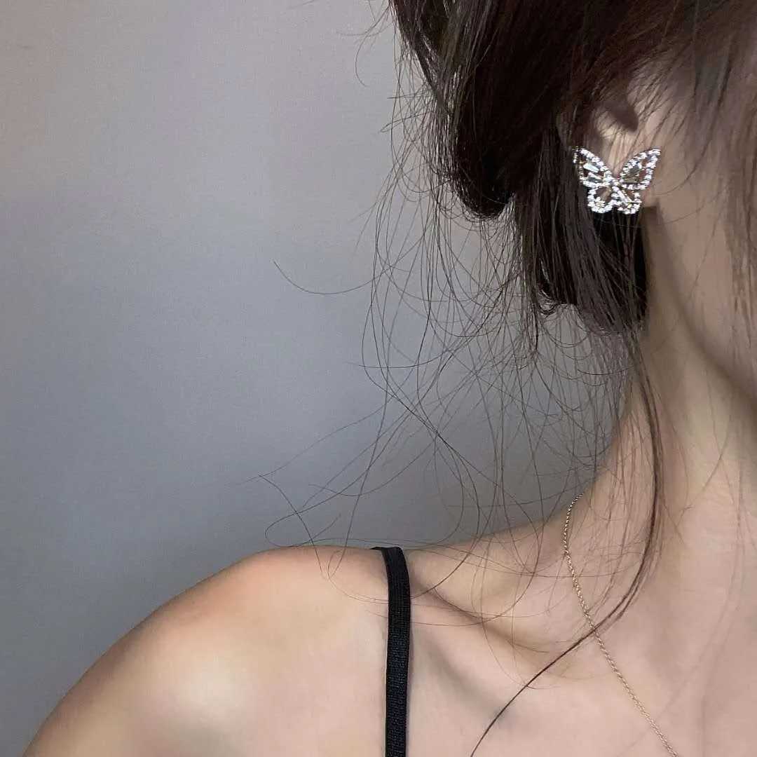 2021 Korean New Fashion Butterfly Earrings for Women Punk Rhinestone Style Cute Girl Zircon Stud Earrings Kpop Jewelry y250715