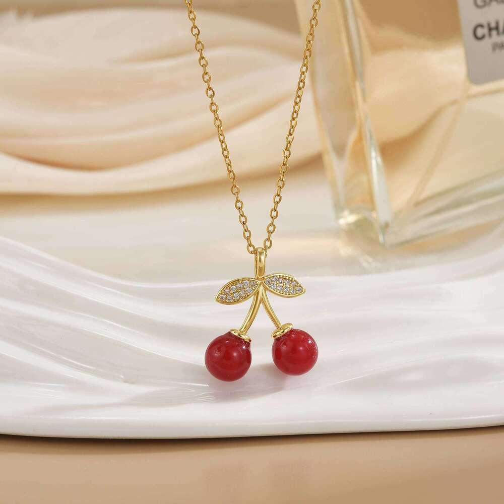 Korean And Japanese Style Trendy Red Cherry Pendant Necklace For Women 2024 Winter Light Niche Clavicle Chain Accessory 963