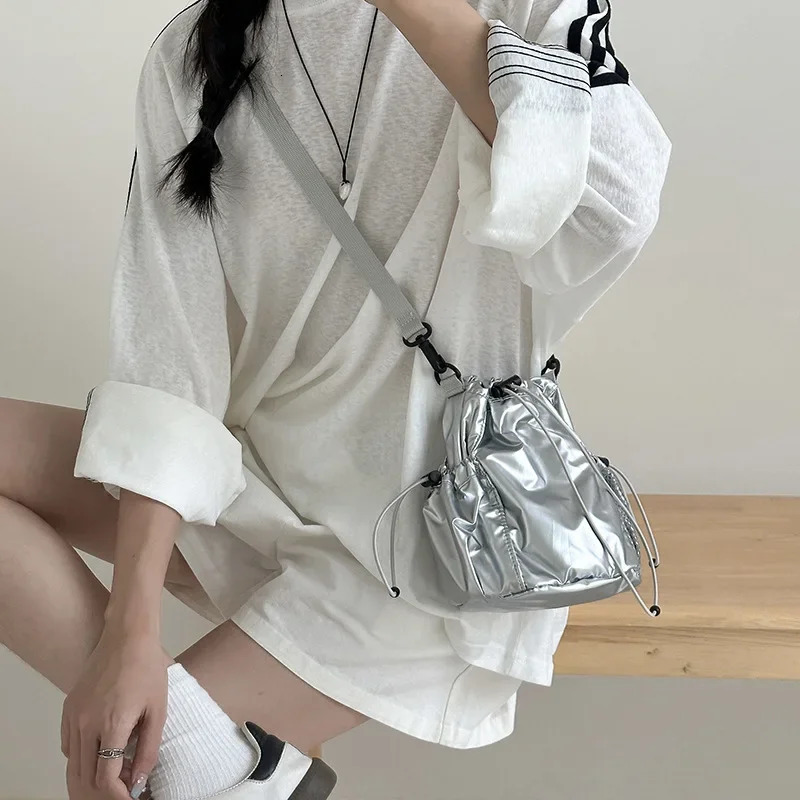 Summer Drawstring Bucket Bags Nylon Canvas Shoulder Crossbody Bags For Women Travel Shopper Handbags Lightweight Small Bags 250714