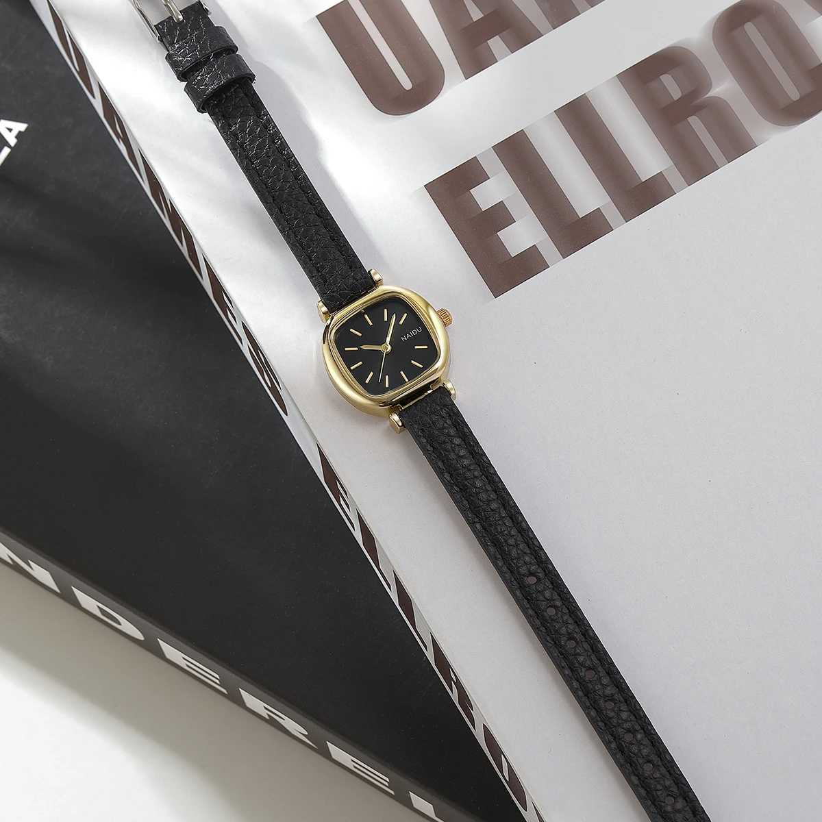 College Style Casual High-Looking Versatile Quartz Movement Y250715