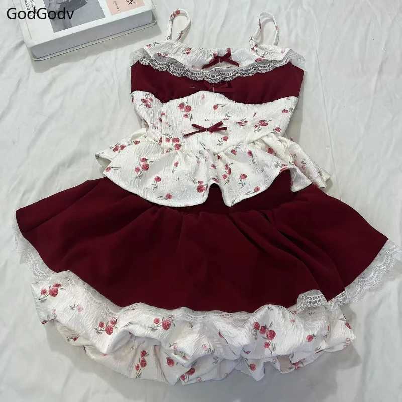 Summer Elegant Sweet Woman 2 Piece Sets Strawberry Print Bow Design Strap Tops High Waist Chic Mini Skirt Female Korean Fashion R250716