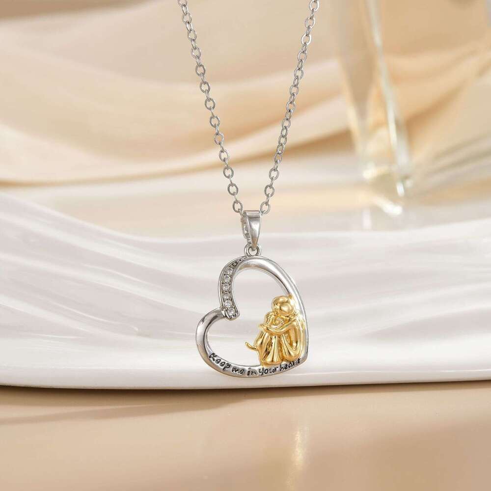 Mother's Day Heart-Shaped Design Engraved Pendant Titanium Steel Non-Fading Necklace For Women High-End Jewelry Fa0