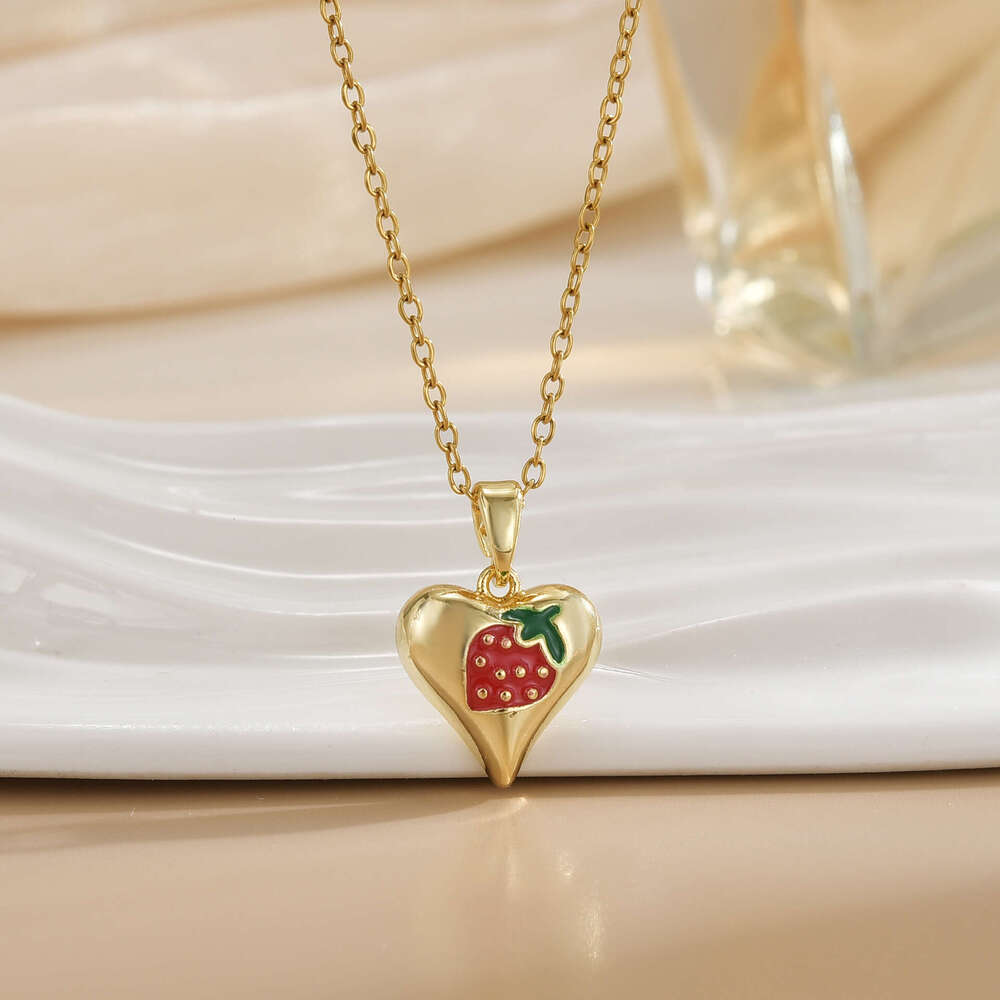 Fashionable Personality Oil Drop Strawberry Heart Pendant Titanium Steel Necklace Women's Collarbone Chain Jewelry 429