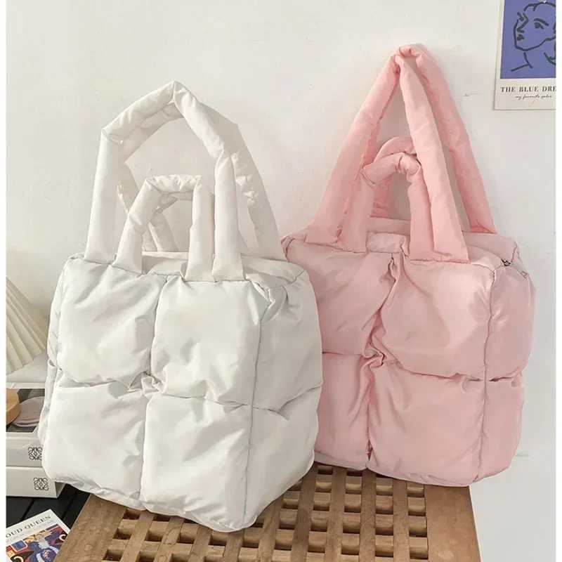 Women Checkered Quilted Shoulder Bag Solid Color Soft Handbags Soft Tote Handbags Pink Sapce Padded Tote Brand Designer