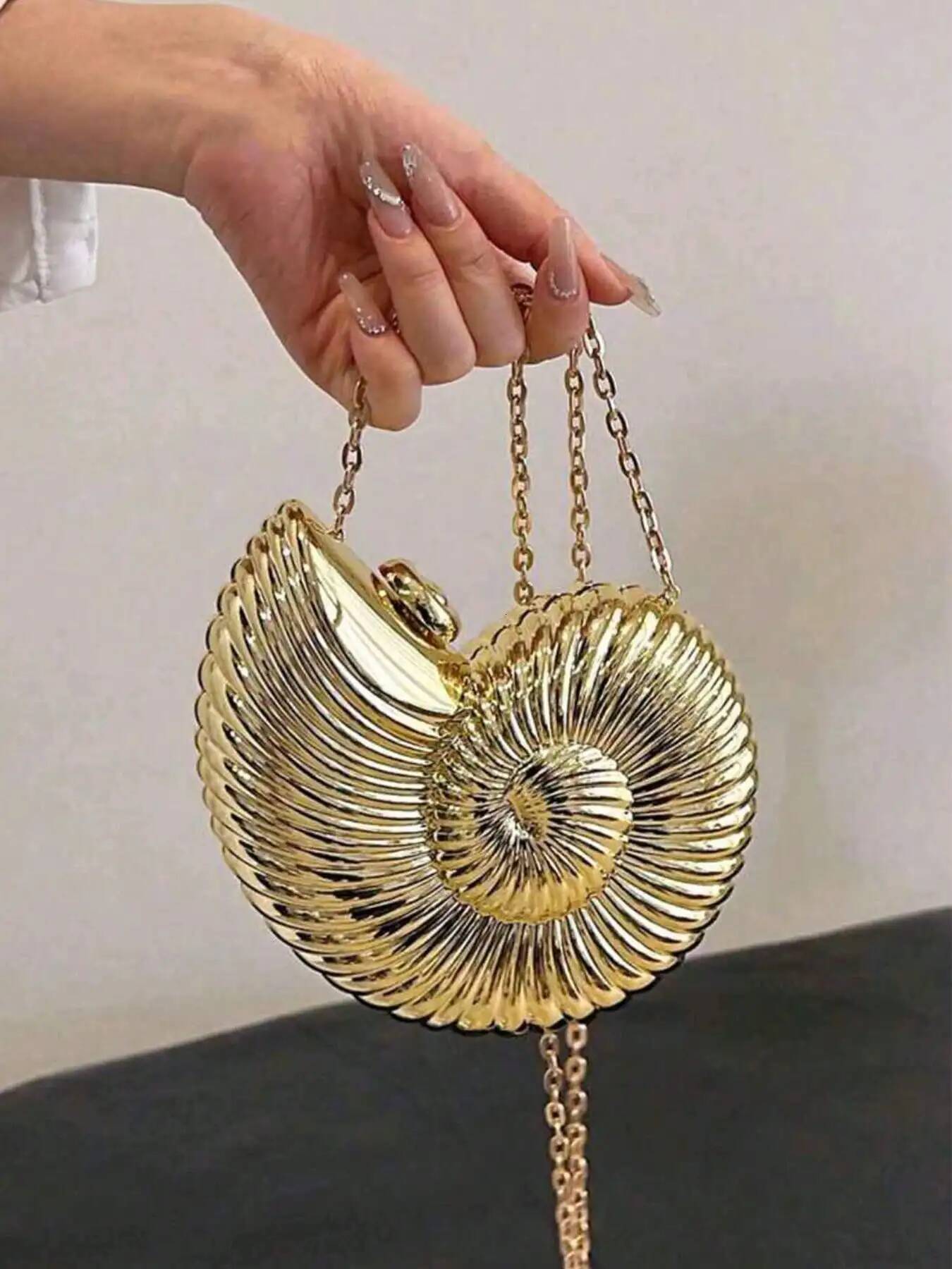 Conch Niche Design, Creativeacrylic Chain Bag, Women's Bag,Personalized Casual, Shoulder Bag,Snail Shape,Versatilecrossbody Bag.