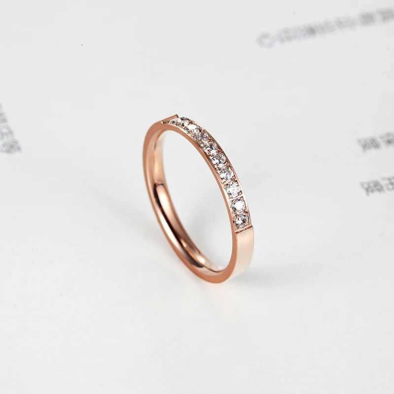 Top Quality Fashion Jewelry Crystal Wedding Rings Stainless Steel Rose Gold Color Female Ring For Woman And Girl Best Gift S250716