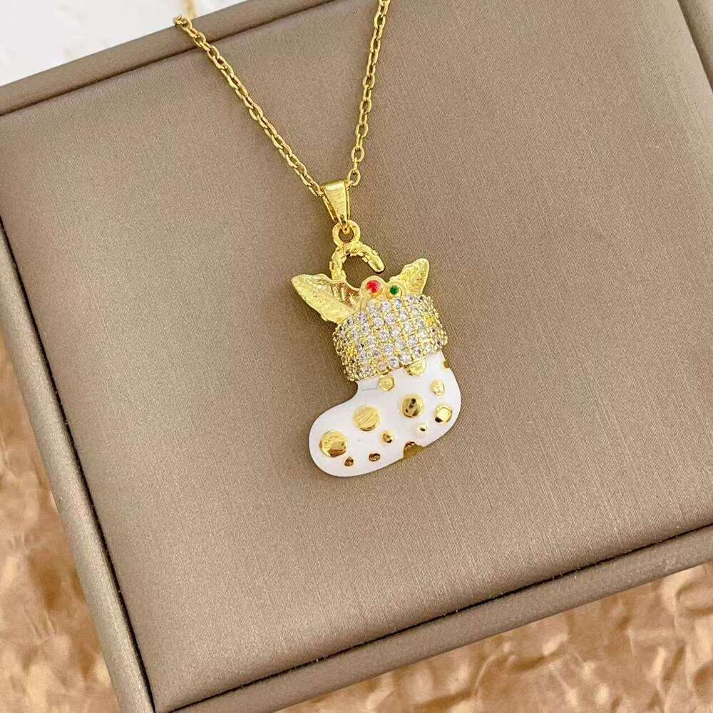 For Women New Versatile Atmosphere Necklace Niche Design High-End Titanium Steel Accessory 2D1