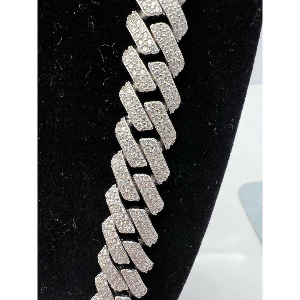 Top Jewelry Necklace Hip Hop jewelry bracelet necklace passes 100% diamond testashionable Pure Sier Moissanite Cuban Chain Necklace