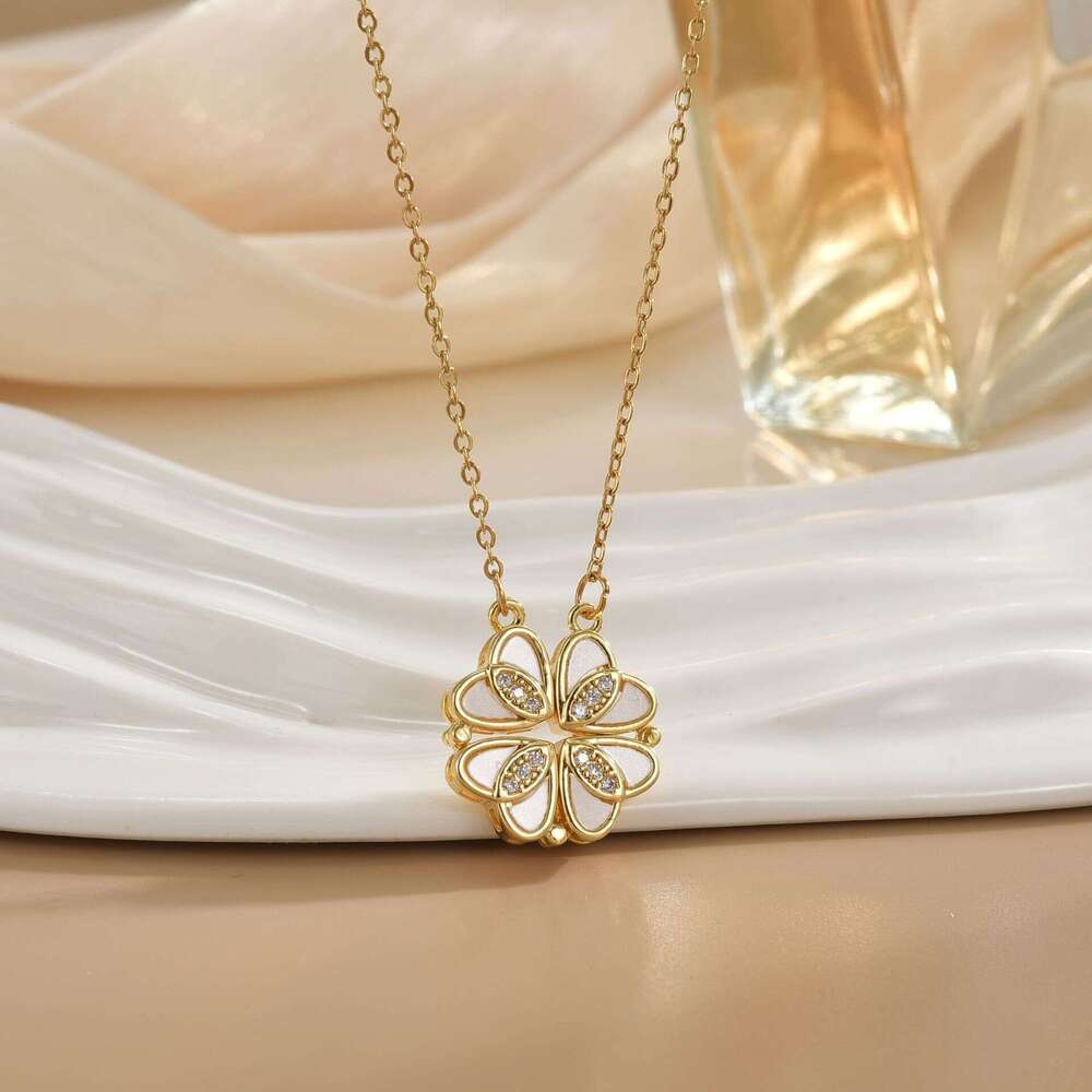 Necklace For Women Tiktok Niche Design Magnetic Zircon Heart New Open And Close Four-Leaf Flower One Multi-Wear Clavicle Chain 555