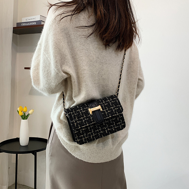 Designer Summer Textured for Women 2025 Trendy New Fashion Simple Shoulder Casual Crossbody Woolen Small Square Light Luxury Women's Bag