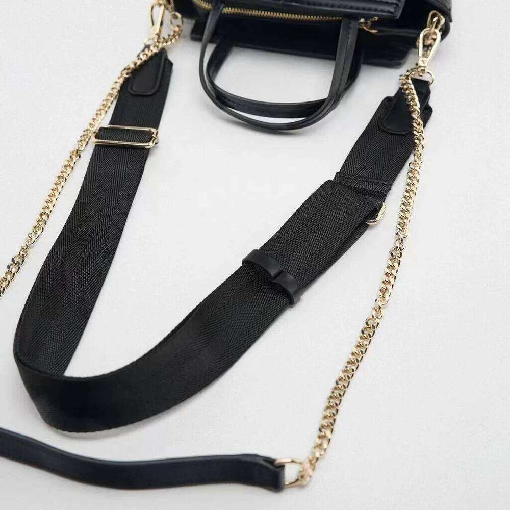 2022 New Trendy Chain Messenger Handbag Fashion Square High Quality Ladies Textured Crossbody Shoulder Bag