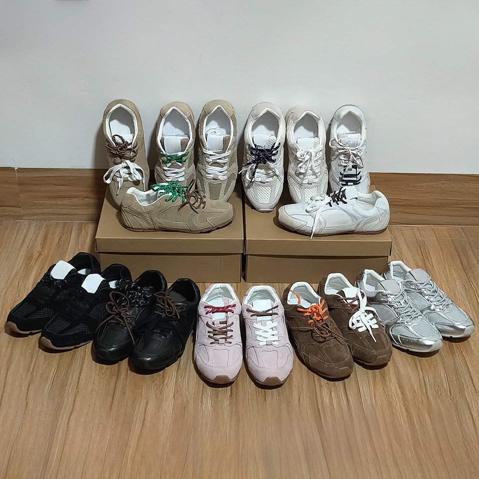 Designer Suede Sneakers Round Toe Ultra Thin Sole Trainers Dual Color Laces Unisex Comfort Running Shoes