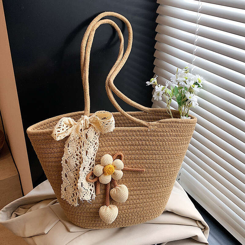 Internet Celebrity Fashion Handmade Flower Decor Handbag for Women 2025 Summer New Stylish Single Shoulder Crossbody Bucket Bag