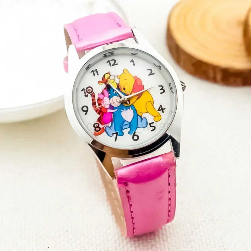 Disney Childrens Watches Winnie Bear Tigger Piggy Pi Jie Yi Er Childrens Watch Leather Band Glass Dial Watch W20250716
