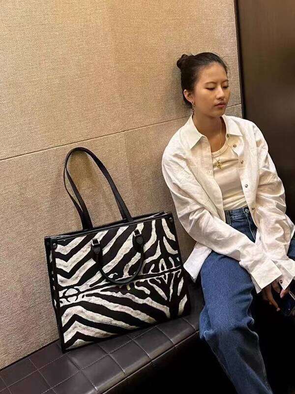 tote for women large capacity highend feel 2025 new model elegant zebra pattern niche design office commute bag