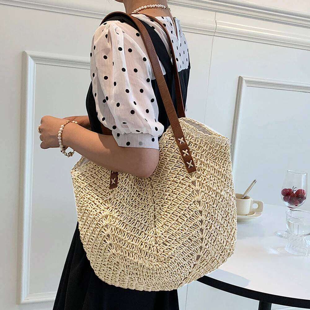 NEW Summer Straw For Women Hollow Raffia Crochet Beach Bags Rattan Woven Shoulder Bag Fashion Weaving Ladies Tote Handbags