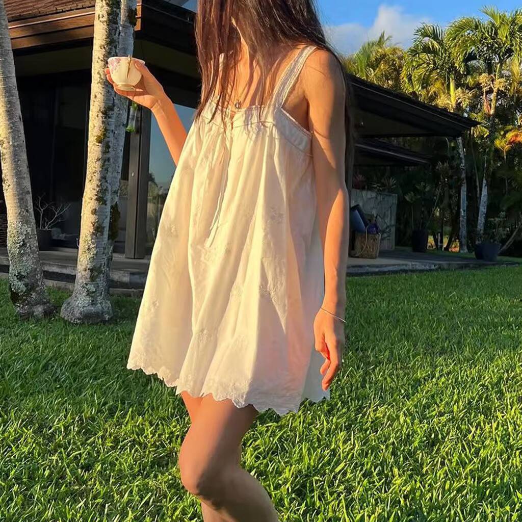 Combhasaki Women Summer Chic Fairy Y2K Front Bow Tie Hollow Out Flower Lace Irregular Hem Sleeveless Loose Short Mini Tank Dress dongdumaoyi