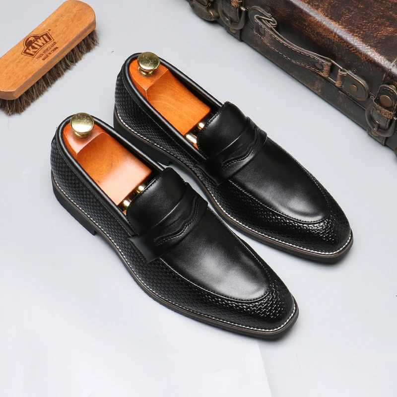 Fashion Mens Casual Business Shoes Men Classic British Style Penny Loafers Moccasins for Men Party Wedding Leather Flats W250716
