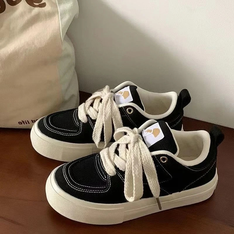 Retro Womens Board Shoes Autumn Versatile Casual Lace Up Frosted Canvas Solid Color Low Top Womens Vulcanized Shoes 250712