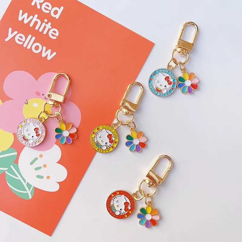 Sanrio Hello Kitty Keychain Pendant Women Jewelry Fashion Cartoon Anime Keychains Rings Backpack Decorative AirPods Charm Gift w250716