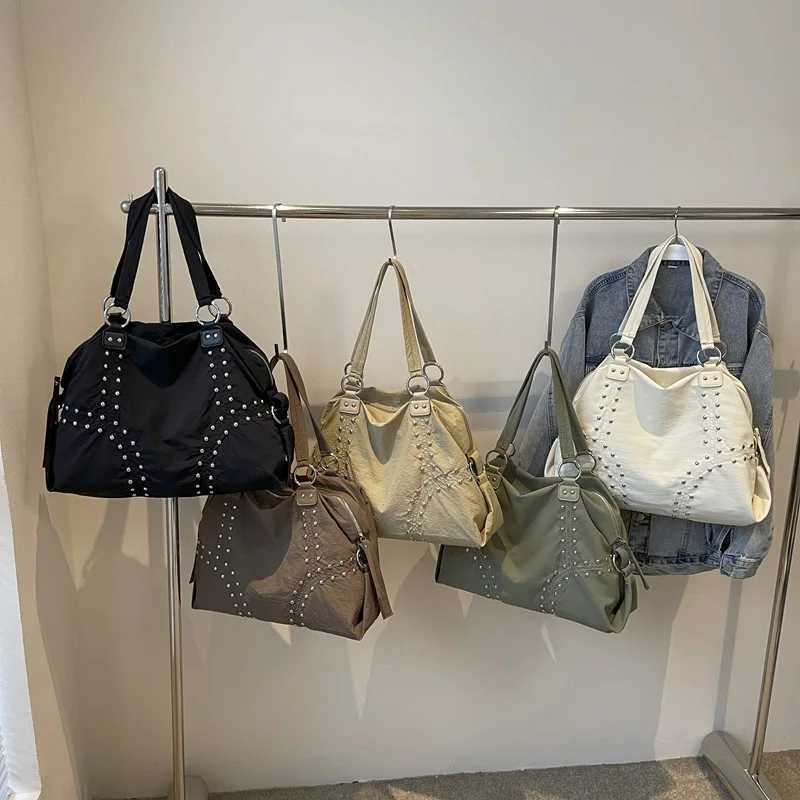 2025 Autumn Popular Soft Cloth Shoulder Bag able Large Capacity Tote Bag Casual Versatile Commuting Underarm Bag