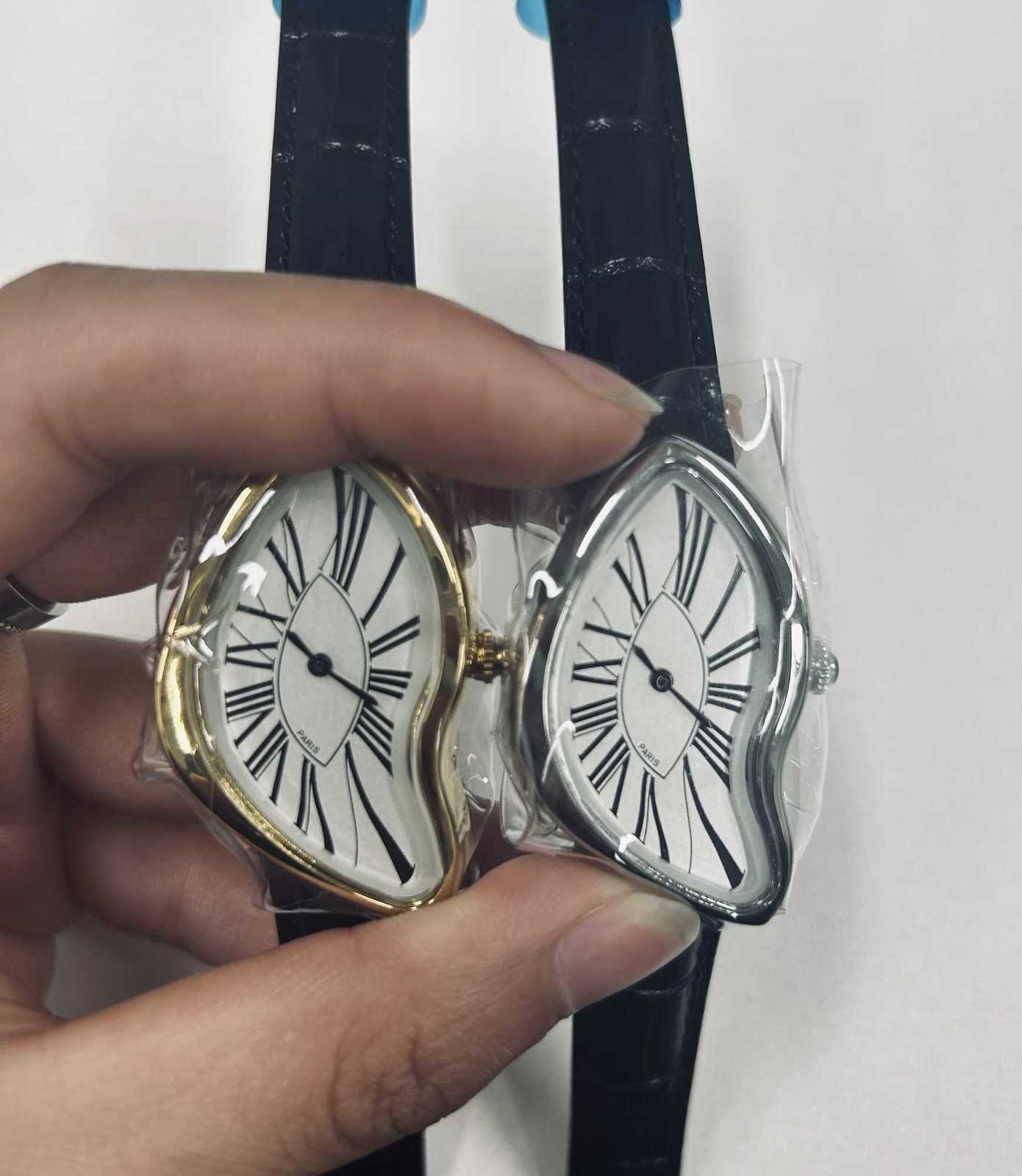 en Crash Melt Twist Y2K kiosk Mens Fashion Retro Trend Advanced Instagram Design Niche design creative is hot Y250715