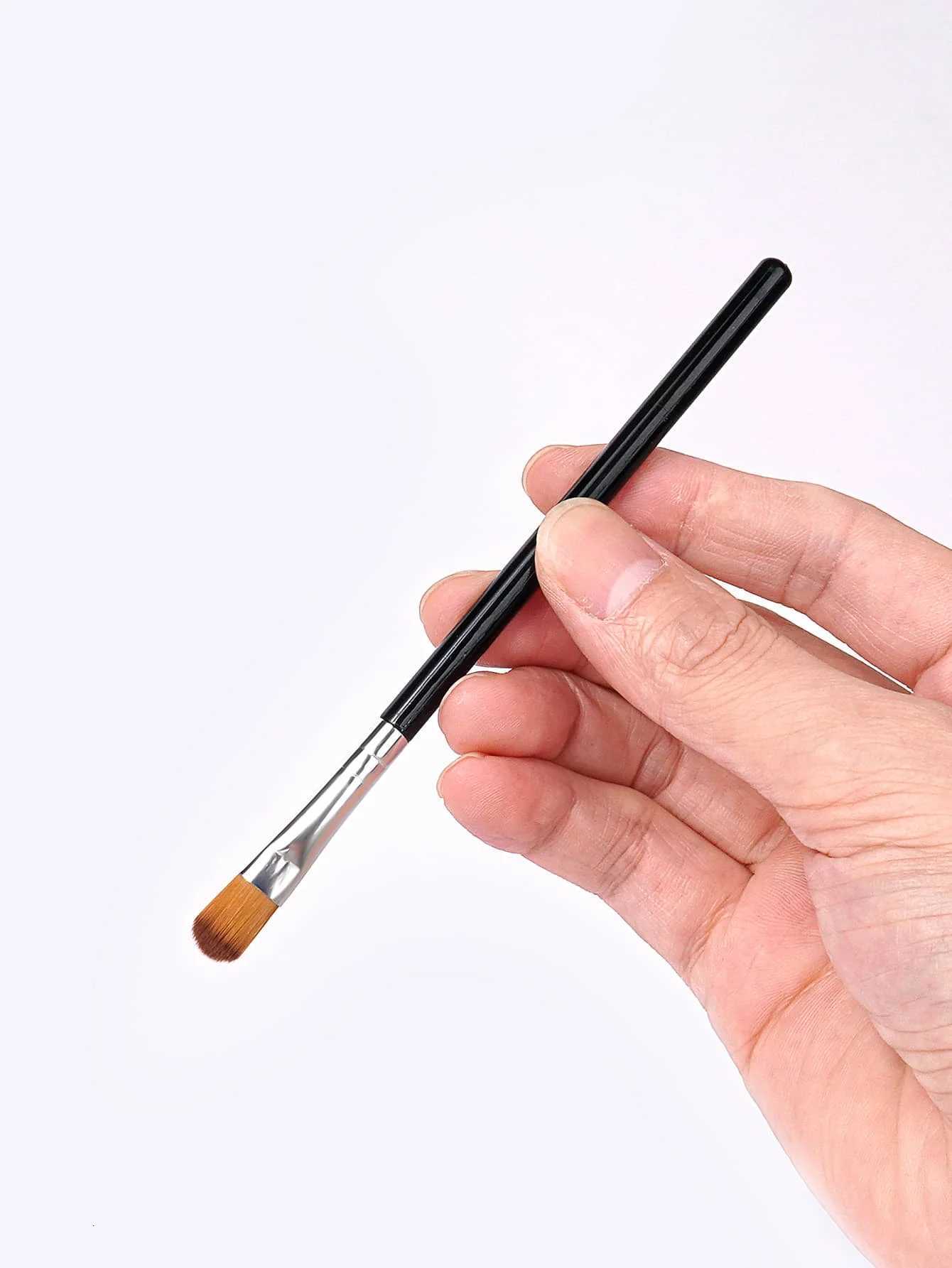 Oblate The Line Brush Ultra-Thin Lip Line Eyebrow Concealer Brushes Detail Concealer Makeup Tool Lip Brow Contour The Line Brush XJ2500716
