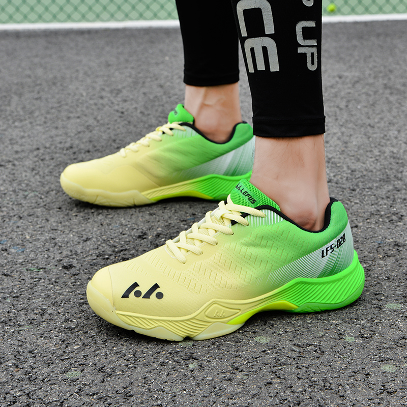 Men's and women's badminton shoes with carbon plate, ultra-lightweight, fourth generation, professional badminton competition tennis trainin
